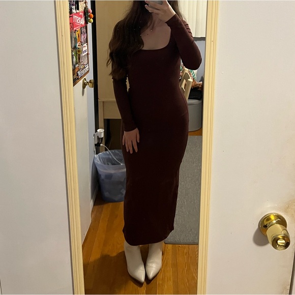 Dresses & Skirts - maxi bodycon dress